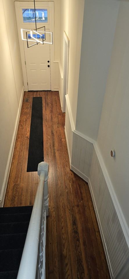 1128 W Marshall St #NA - Photo 3 of 26