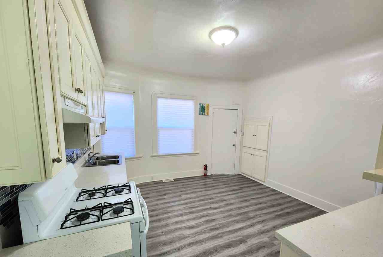 1732 7th Ave #1732 - Photo 5 of 14