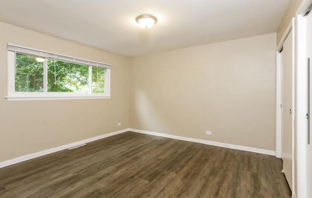 521 Deerfield Rd #NA - Photo 4 of 7