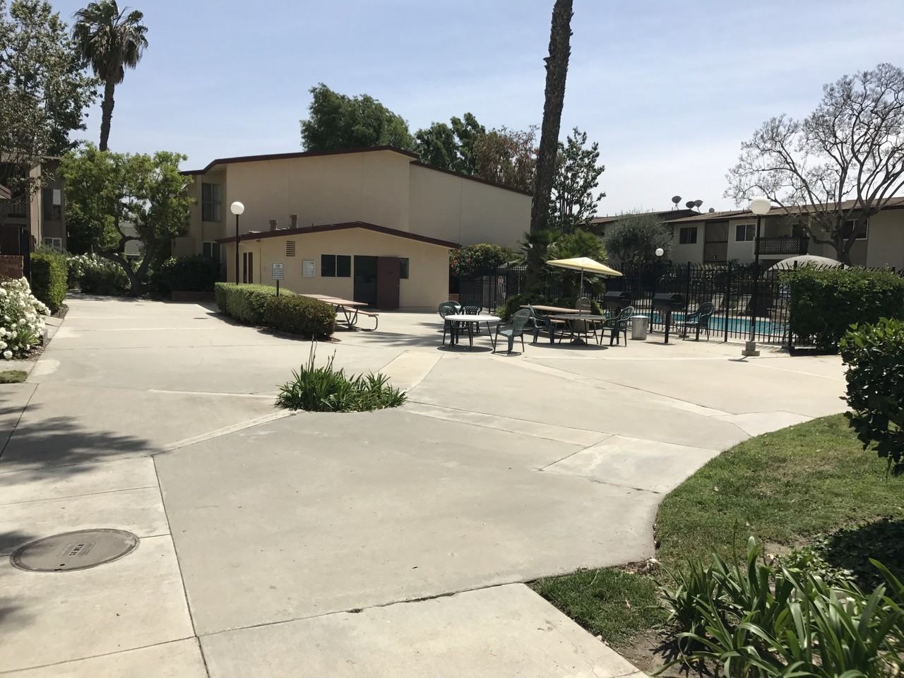 12200 Montecito Rd #E103 - Photo 6 of 37