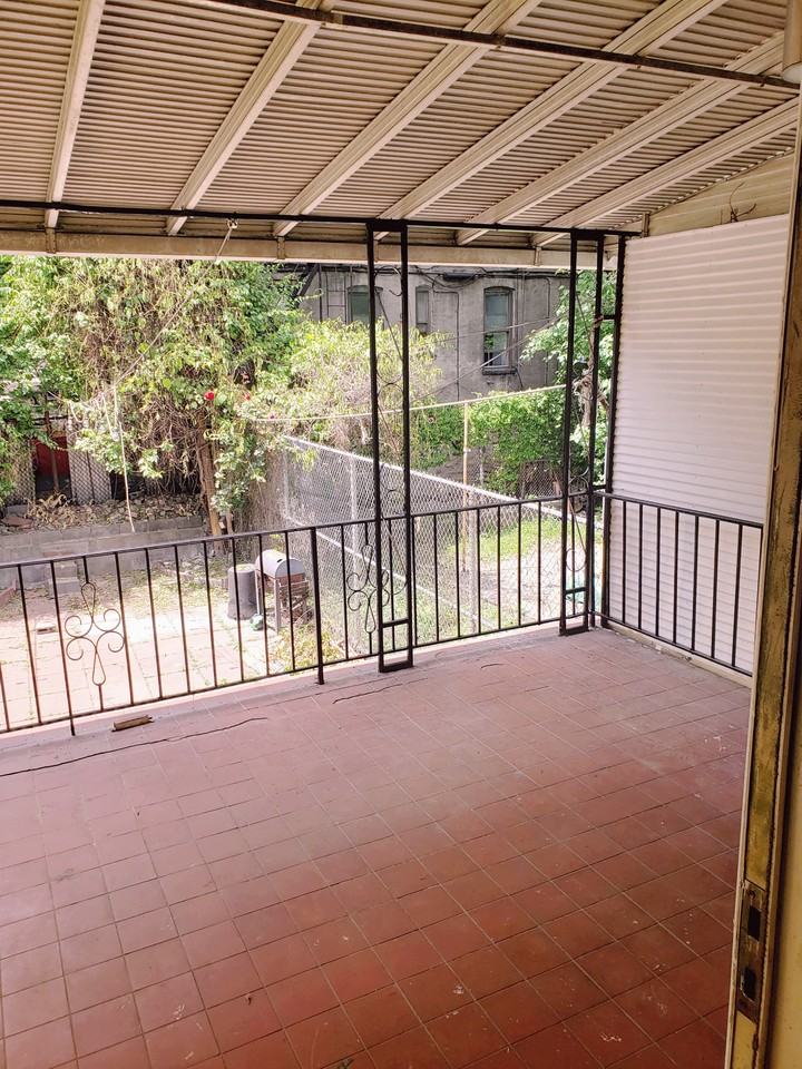 2411 Cambreleng Ave #1stFL - Photo 3 of 15