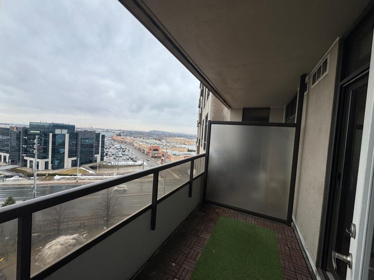 9225 Jane St - Photo 6 of 6