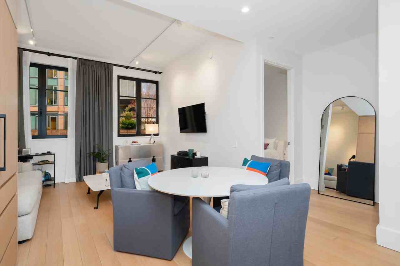 517 W 29th St #4F - Photo 3 of 18