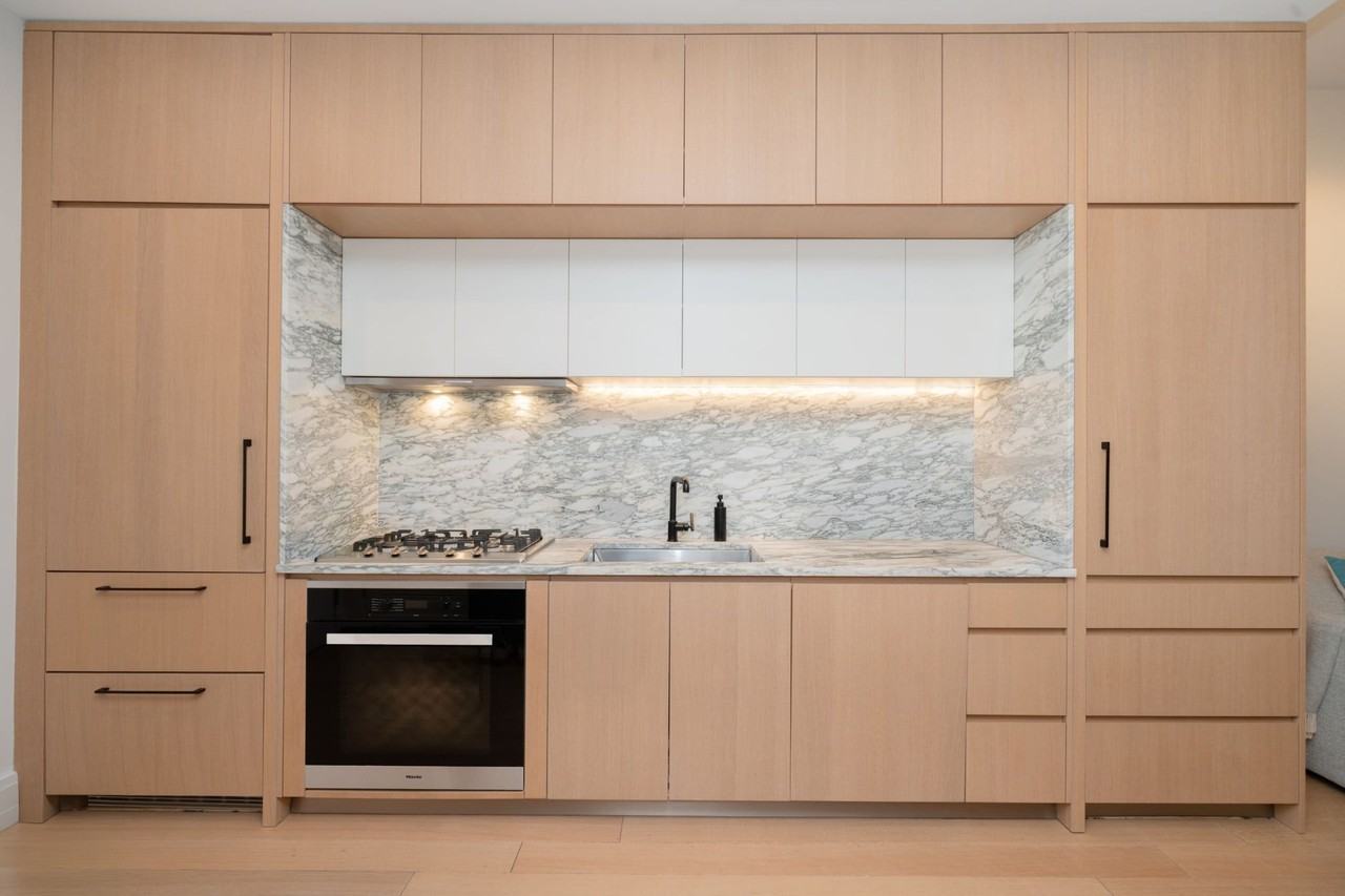 517 W 29th St #4F - Photo 6 of 18