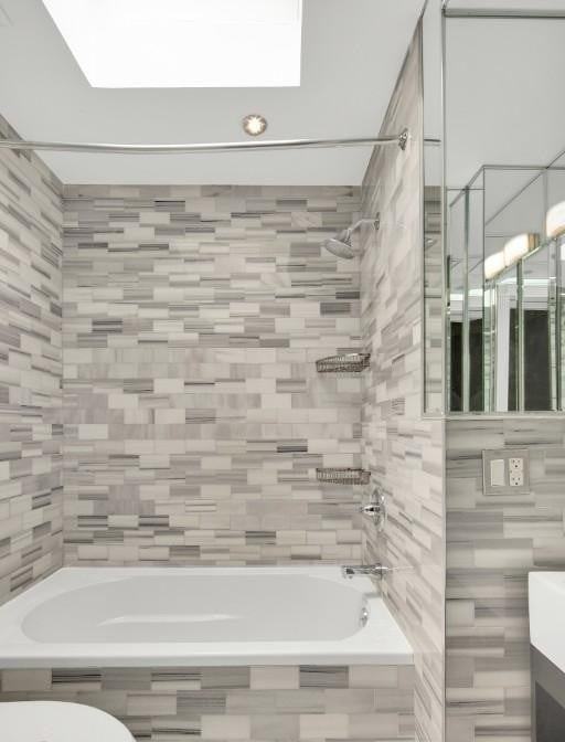 145 E 26th St #5A - Photo 7 of 8