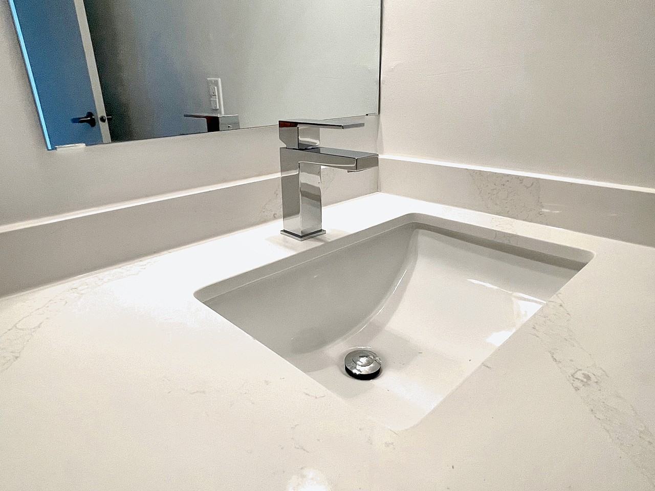 601 Dundas Street East - Photo 7 of 11