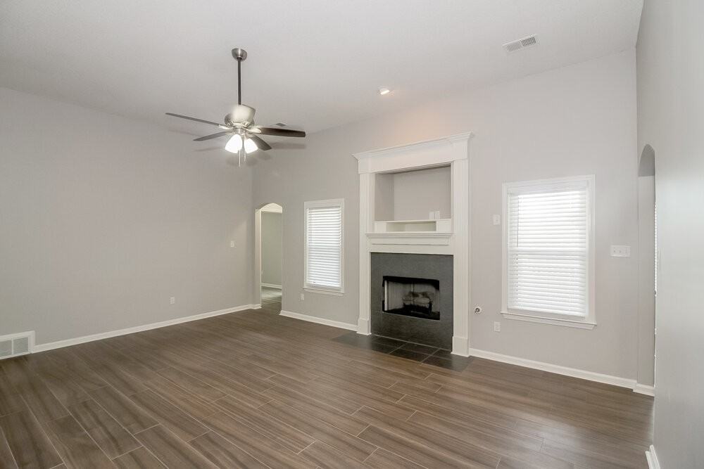 70 Penny Ln - Photo 3 of 16