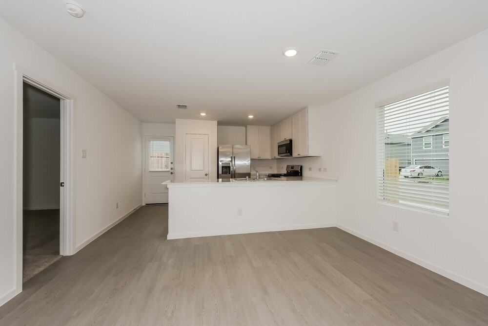 1600 Limpkin Dr - Photo 7 of 16