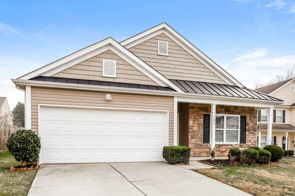 506 Lindsborg Trl - Photo 3 of 16