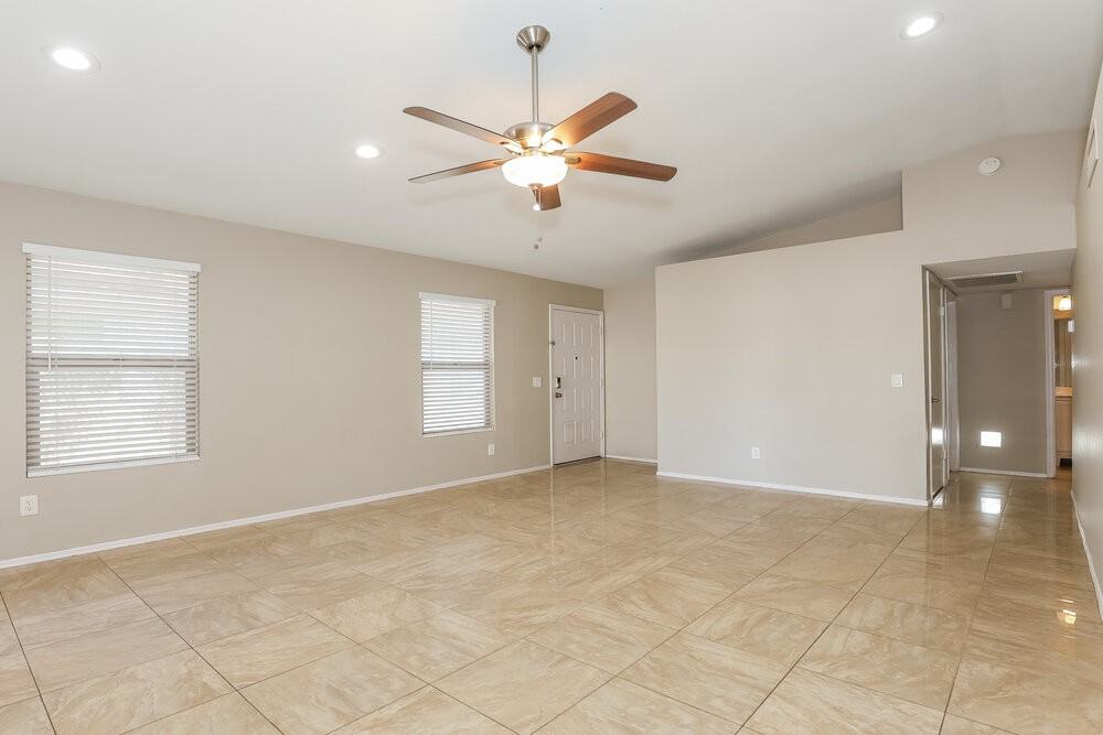 4758 W Escuda Dr - Photo 5 of 16