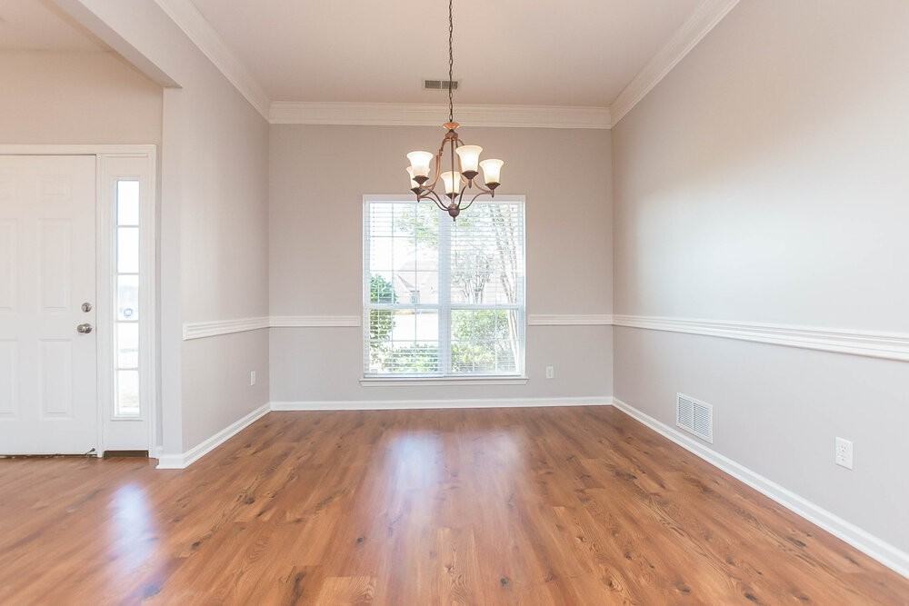 8426 Linda Shore Cv - Photo 2 of 15