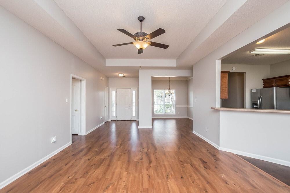 8426 Linda Shore Cv - Photo 6 of 15