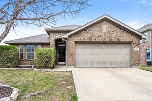 900 W Bend Blvd - Photo 1 of 1