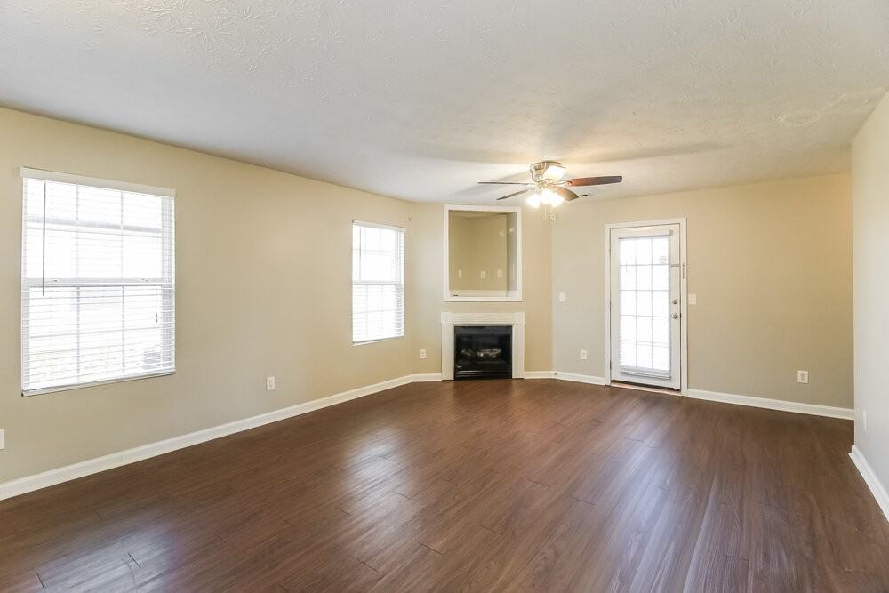 465 Cathedral Dr - Photo 5 of 17