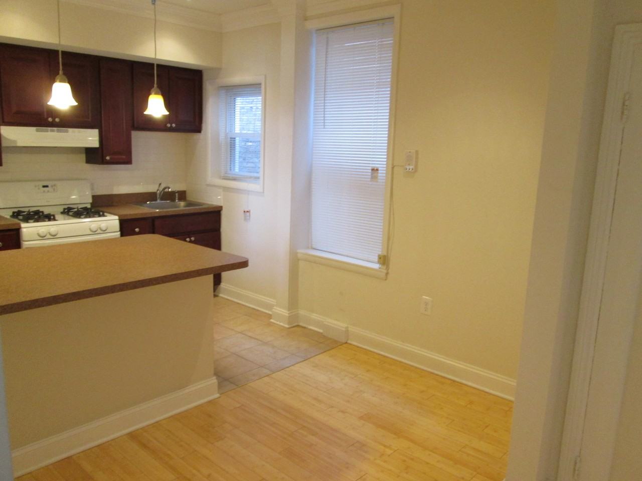 For Rent: Stylish Downtown Living at 817 Park Ave – Your Urban Oasis Awaits! - Photo 5 of 28