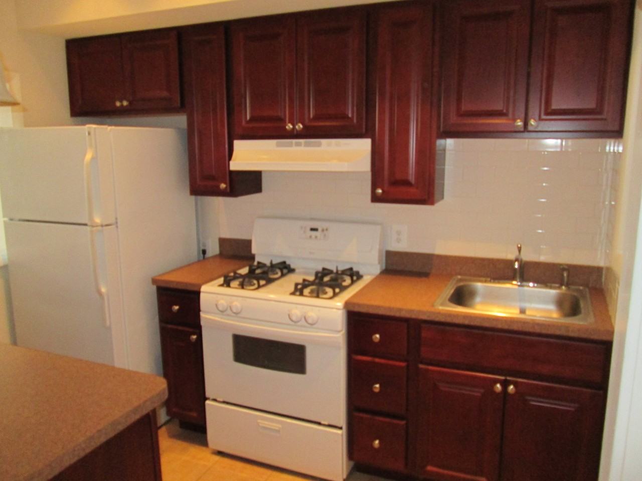 For Rent: Stylish Downtown Living at 817 Park Ave – Your Urban Oasis Awaits! - Photo 6 of 28