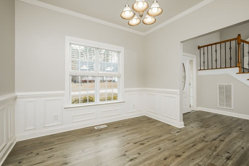 49 E Trafalgar Ct - Photo 6 of 17