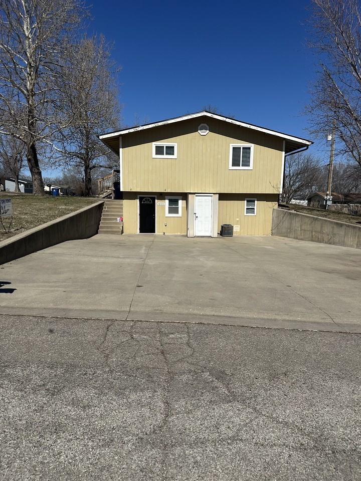 600A Sara St #1 - Photo 2 of 17