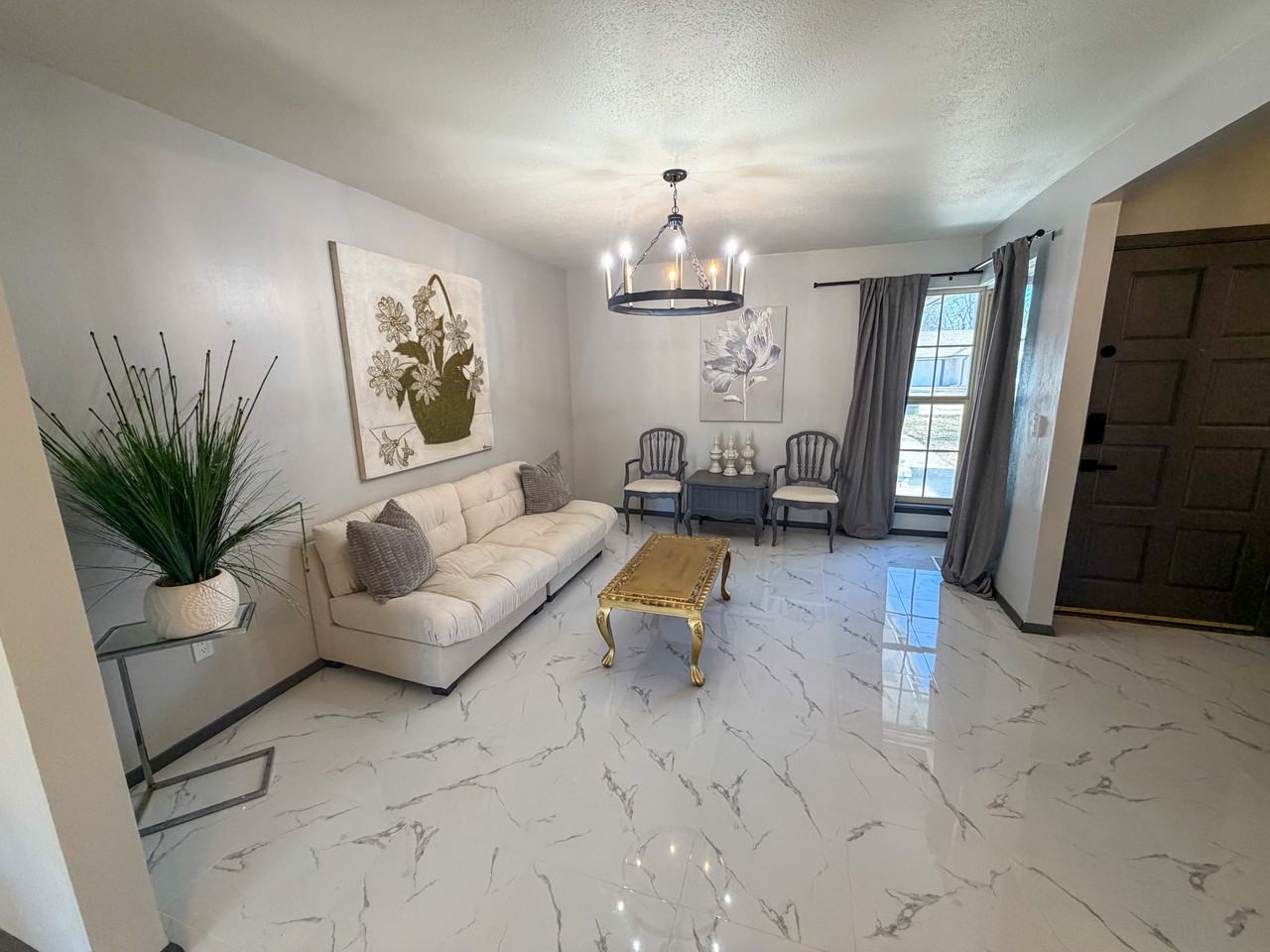 1518 Cinderella Ave #1 - Photo 4 of 26