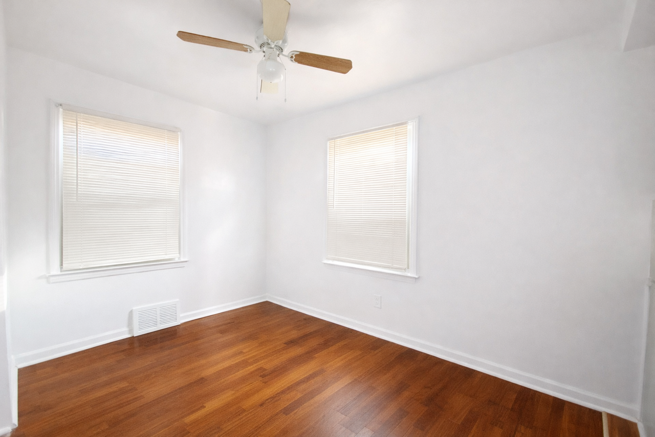 19983 Norwood St #1 - Photo 4 of 11