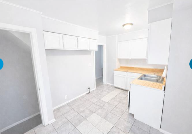 18452 Shaftsbury Ave #1 - Photo 2 of 10