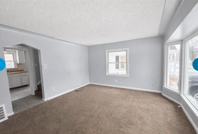 18452 Shaftsbury Ave #1 - Photo 5 of 10