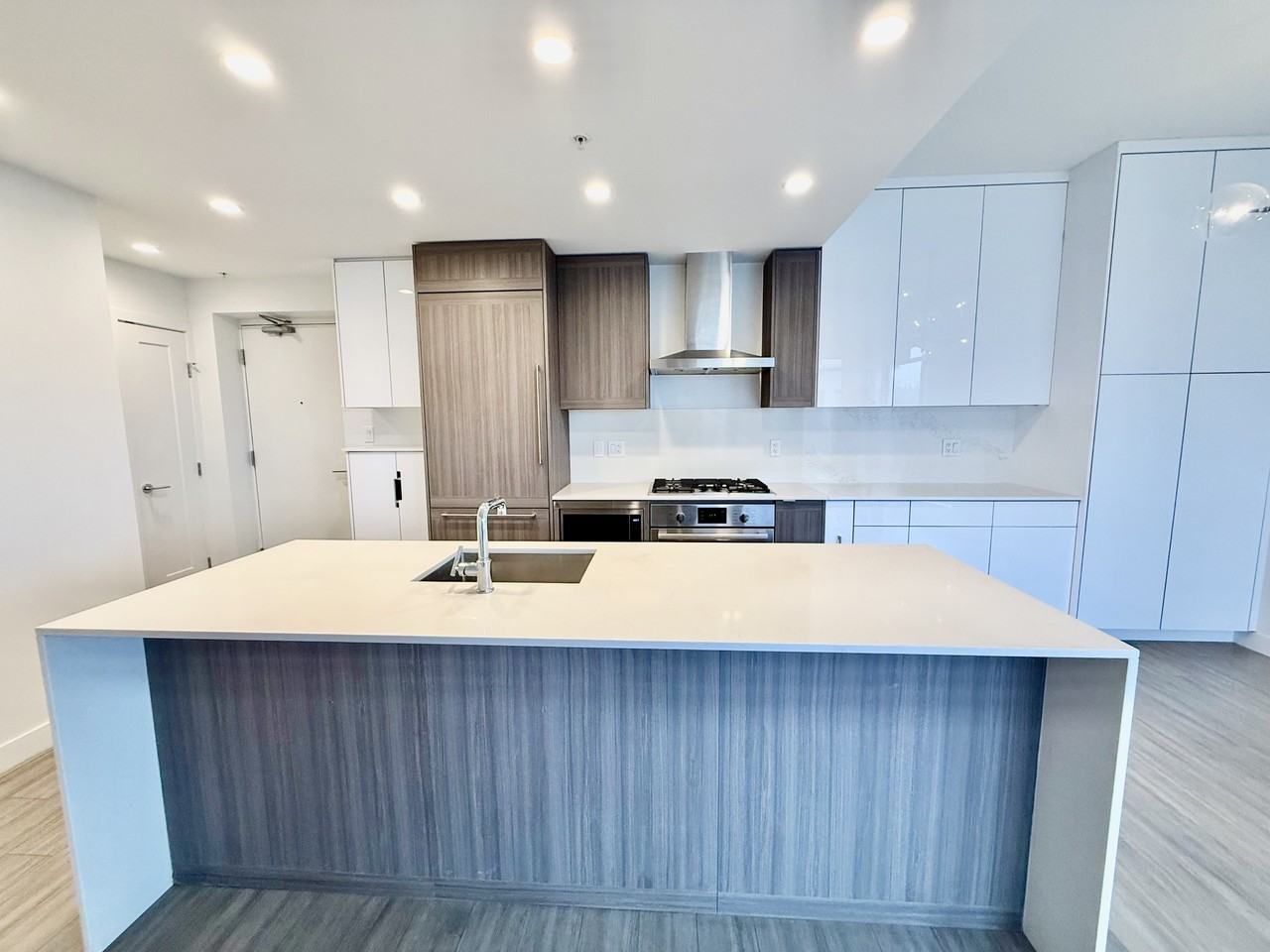 2351 Beta Ave #301 - Photo 4 of 22