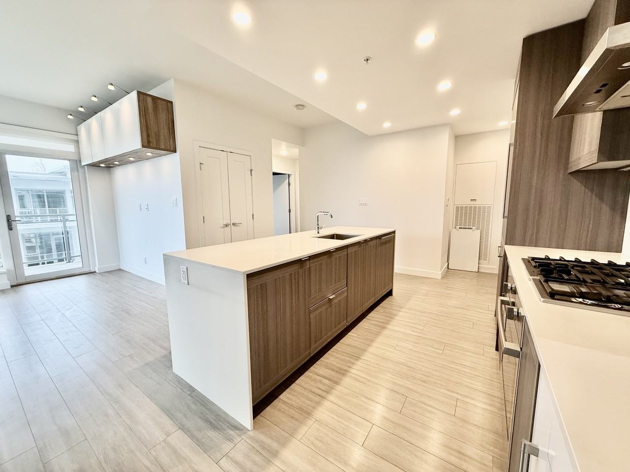 2351 Beta Ave #301 - Photo 7 of 22