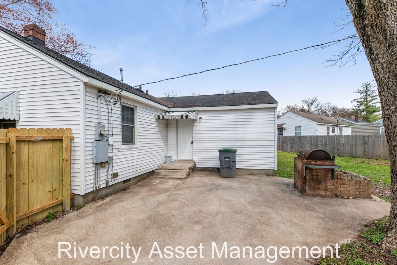 4279 Ferndale Rd #1 - Photo 5 of 23