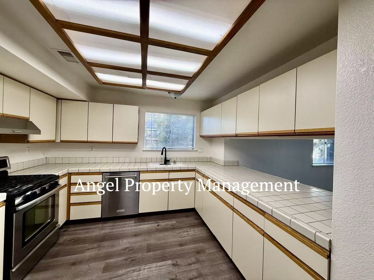 7603 Delta Pointe Way #1 - Photo 2 of 18