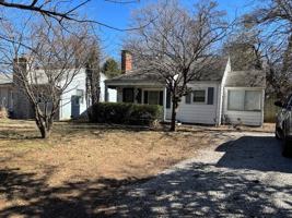 featured image of 1430 S National Ave