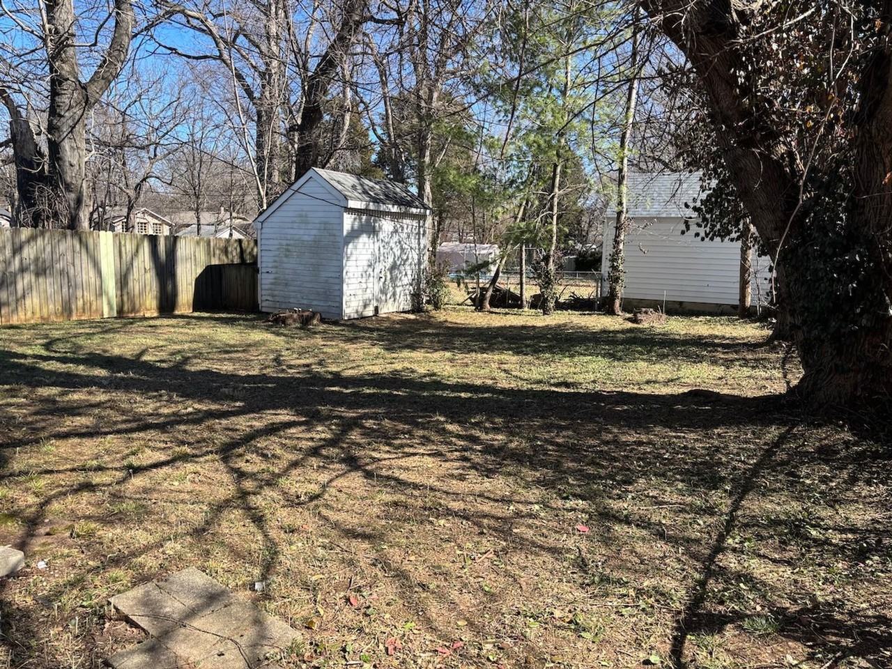 1430 S National Ave - Photo 2 of 3