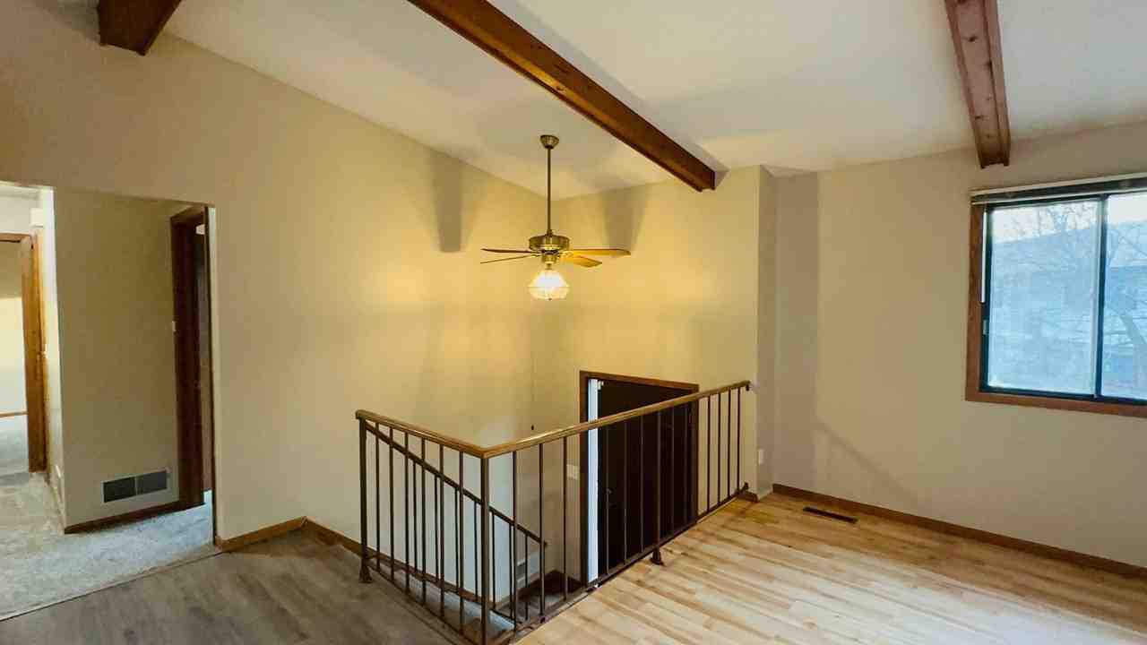 840 Martha Lake Ct - Photo 2 of 50