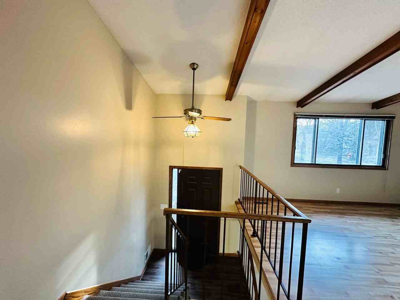 840 Martha Lake Ct - Photo 5 of 50