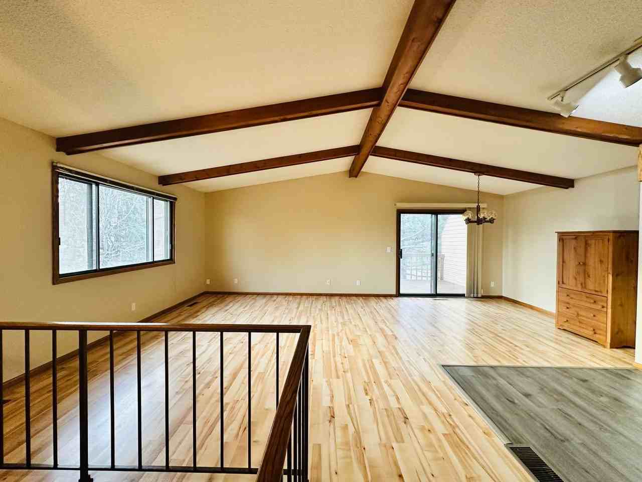 840 Martha Lake Ct - Photo 7 of 50