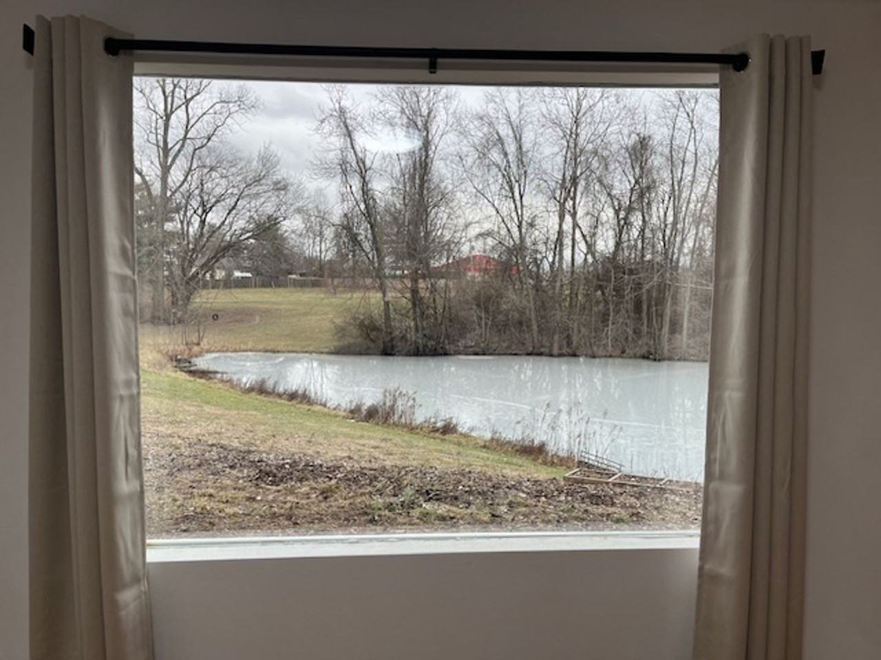 10021 Saint Clair St - Photo 7 of 11