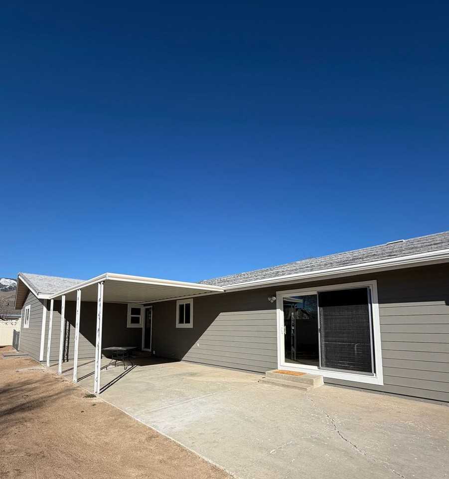 509 Sonoma St - Photo 3 of 50