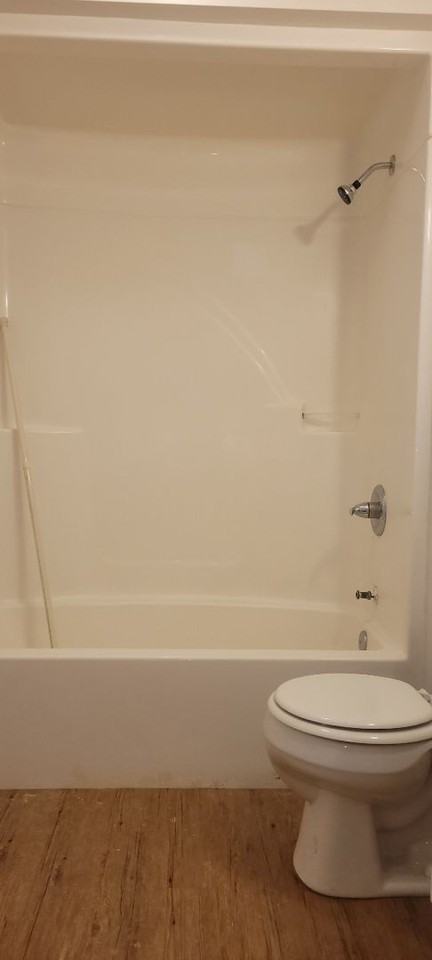 1022 Conklin Hl - Photo 7 of 10