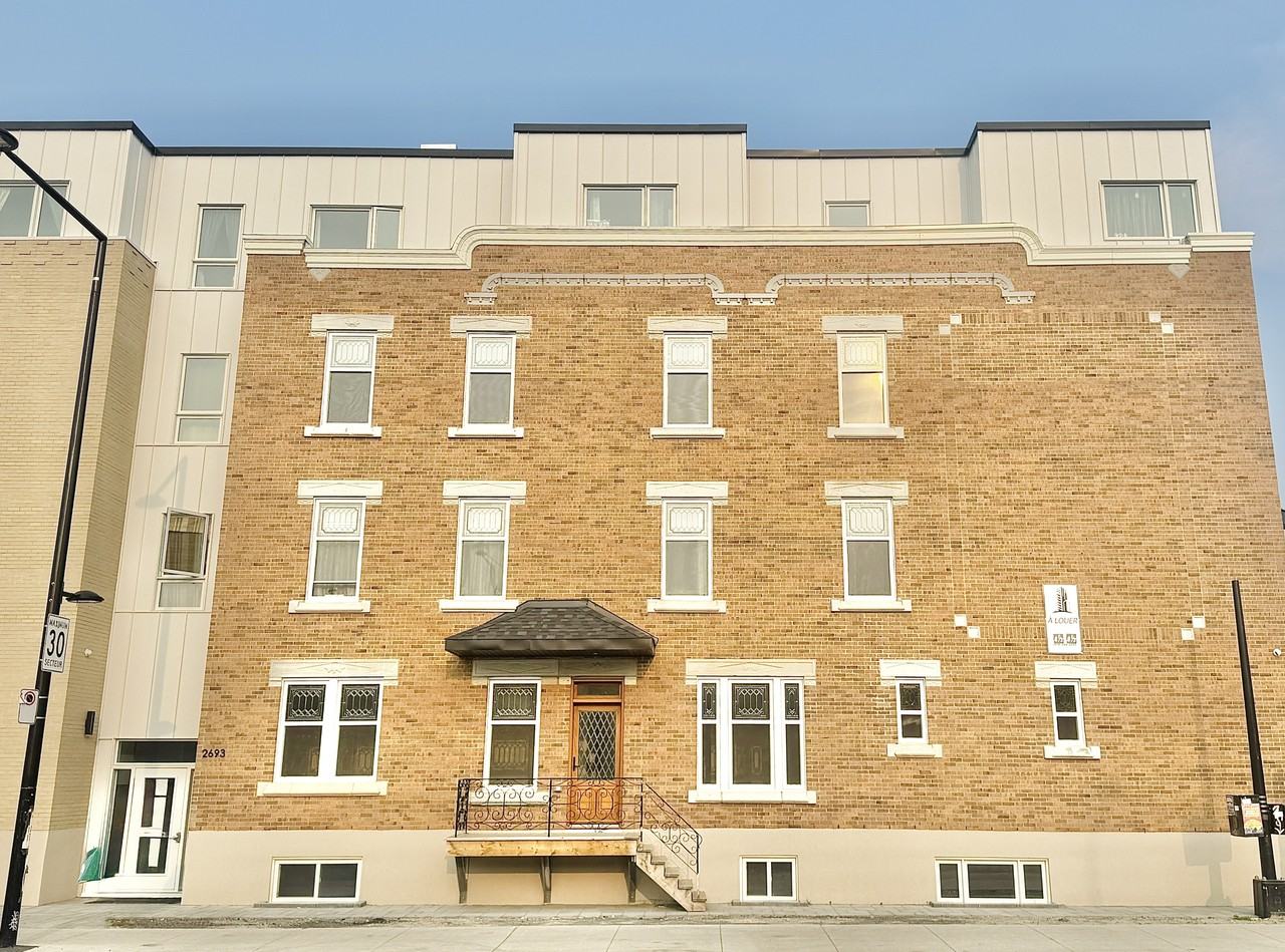 2693 Boulevard Pie-Ix - 102 #102 - Photo 2 of 10