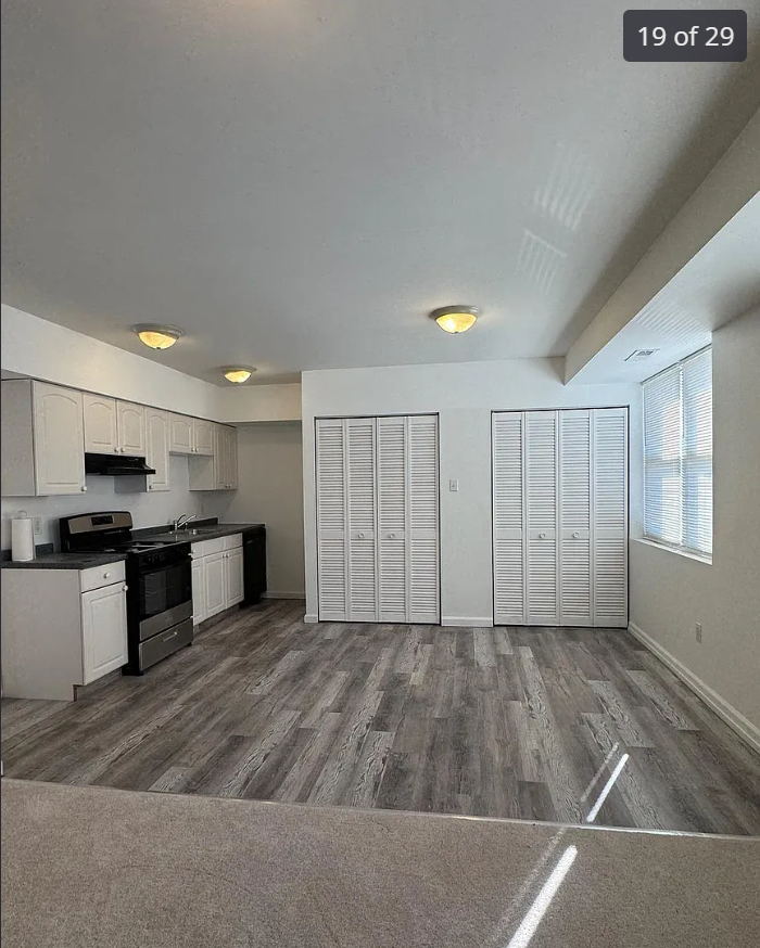 7501 Torresdale Avenue - Photo 6 of 11