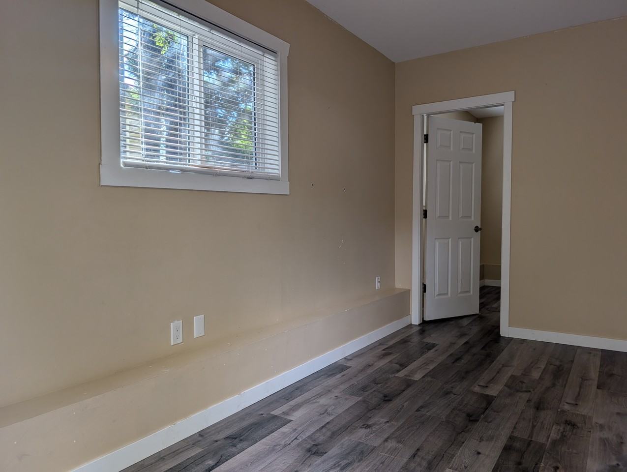 7894 Hurd St #1 - Photo 2 of 11