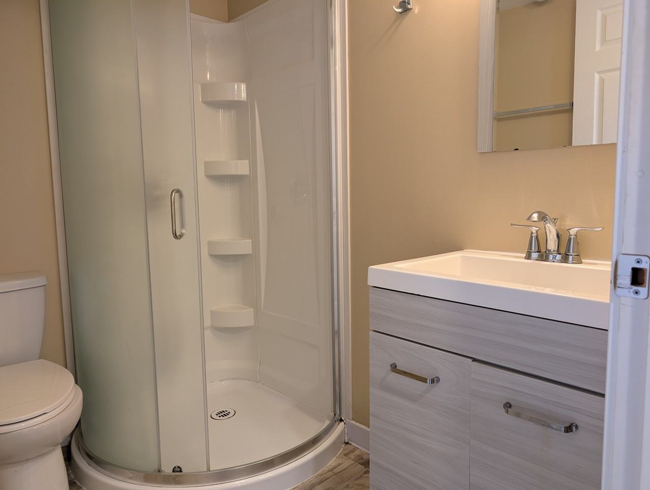 7894 Hurd St #1 - Photo 3 of 11