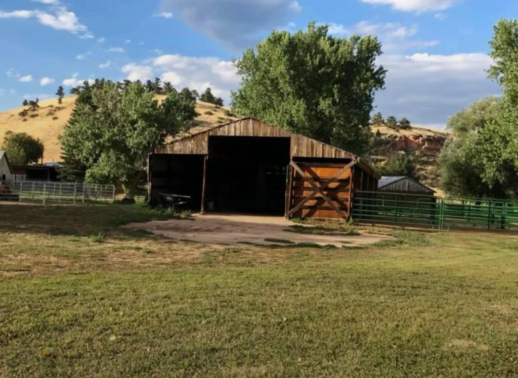 8400 W County Road 18 E - Photo 6 of 30