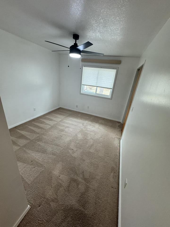 1207 1st St W - Photo 2 of 10