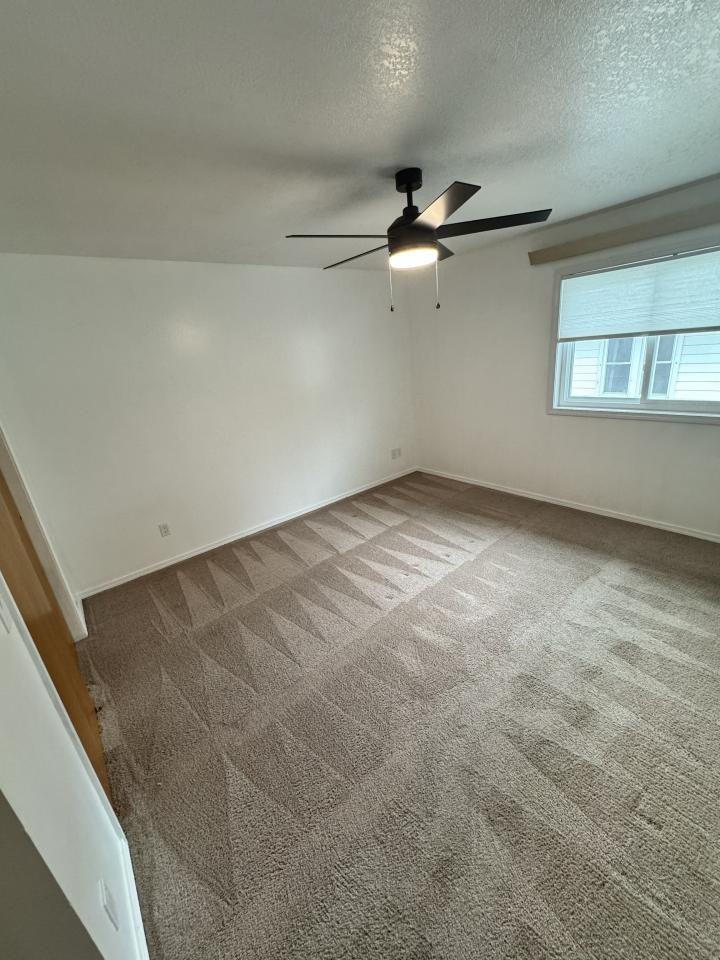 1207 1st St W - Photo 4 of 10