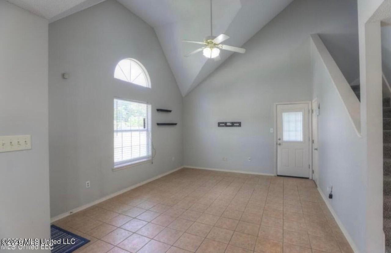 354 Bells Ferry Dr - Photo 2 of 10