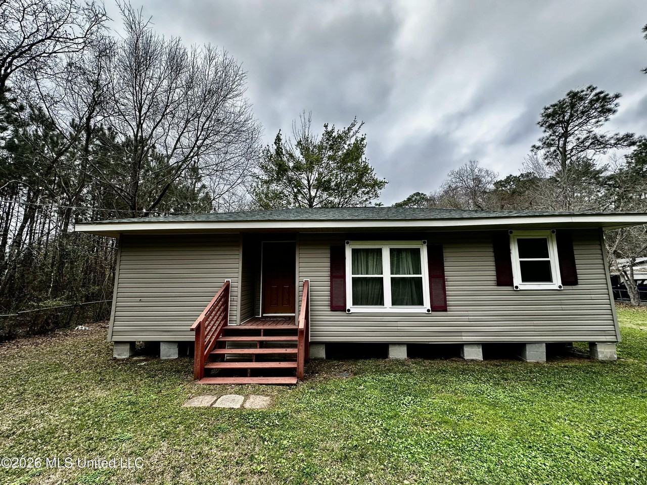 7033 Longridge Rd - Photo 2 of 29