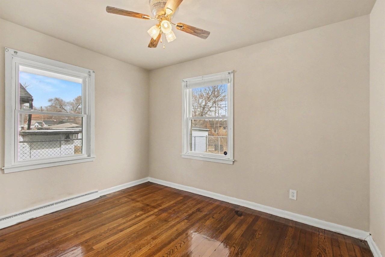 1741 Cleveland St - Photo 3 of 16