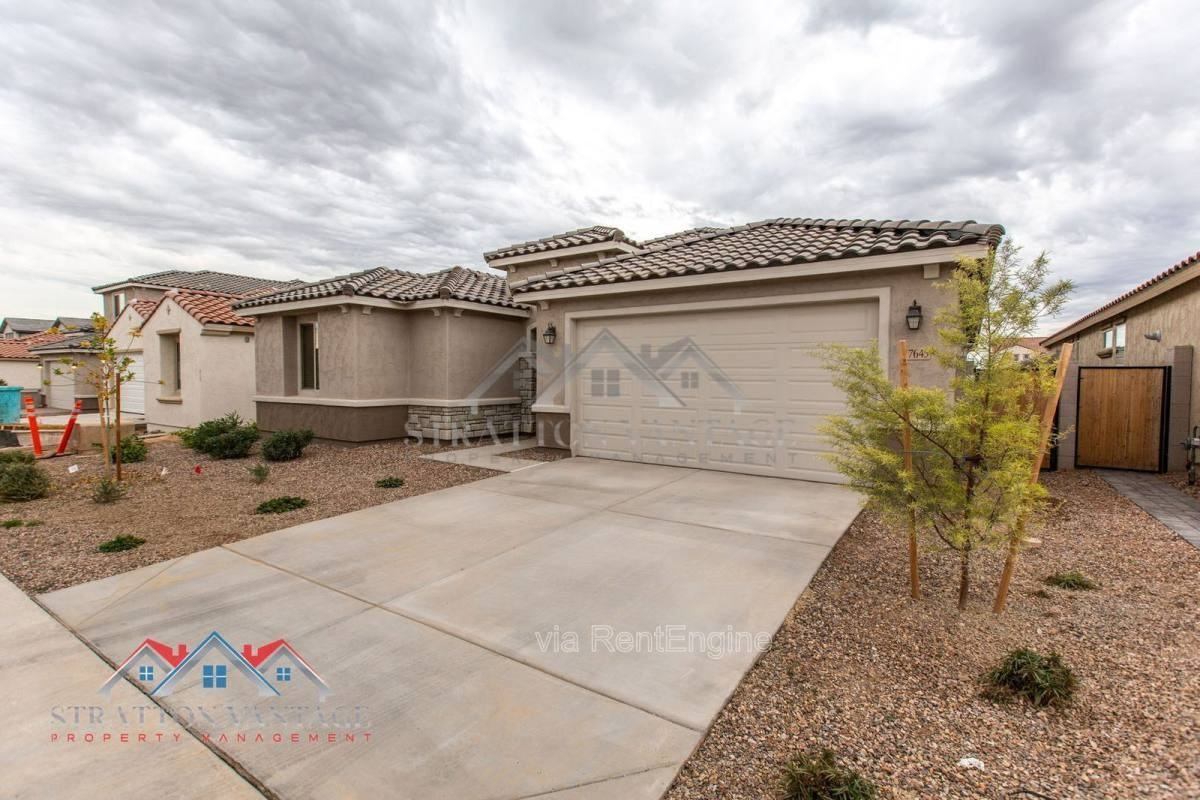 17645 W Palo Verde Dr - Photo 2 of 10
