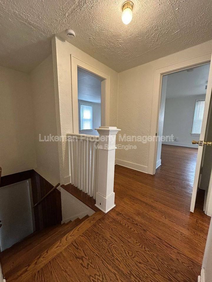 3013 Portage St #2 - Photo 5 of 10